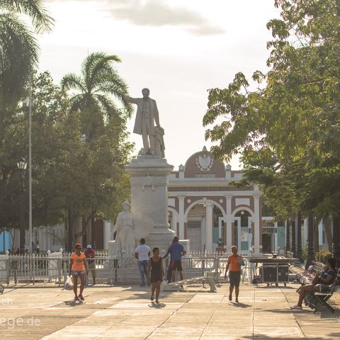 Cienfuegos 007 Kuba, Cuba, Cienfuegos - Parque Marti