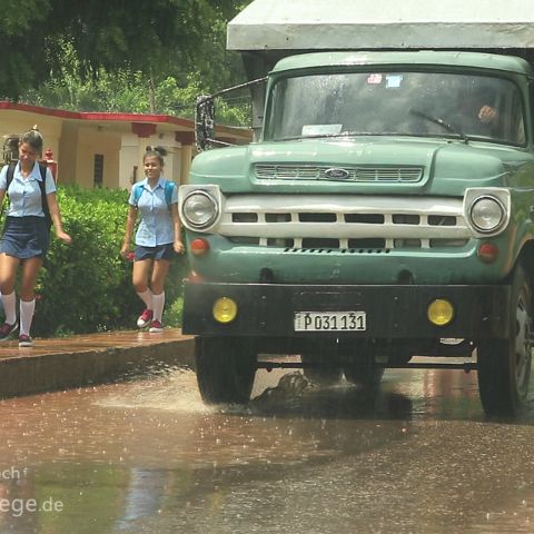 Varadero - Santa Clara 004 Kuba, Cuba, Schulbus