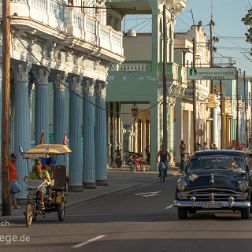 Cienfuegos - Kuba - Cuba - Bilder - Sehenswürdigkeiten - Fotos - Pictures Faszinierende Reisebilder aus Cienfuegos, Kuba: Die koloniale Stadt, Playa Rancho Luna mit Delfinarium und die Lagune...