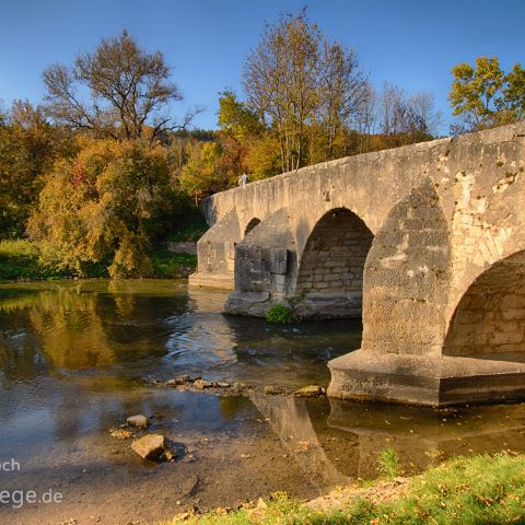 Altmuehltal Mitte 004 Römerbrücke bei Pfünz - Am 22.07.1800 wurde die Brücke während der Napoleonischen Kriege von den Österreichern gesprengt. Vermutlich 1878 wieder in der alten...
