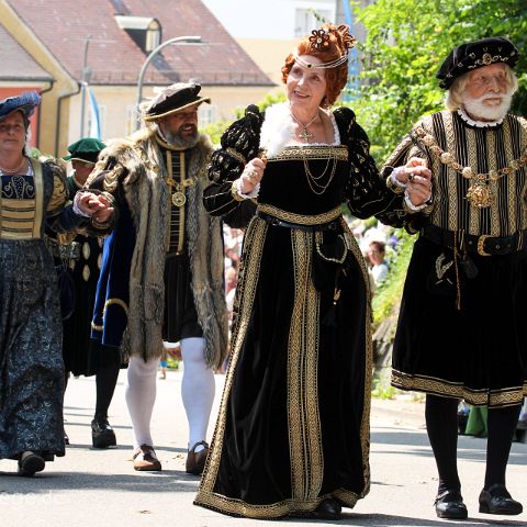 Neuburg Urdonautal 006 Neuburg - Schlossfest - Die ganze Sttadt wandelt auf den Spuren von Pfalzgraf Ottheinrich