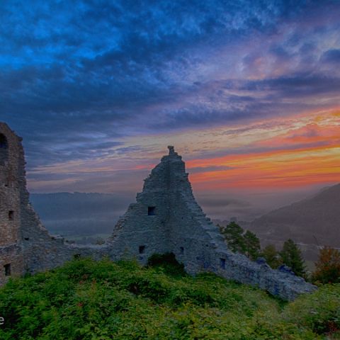 Panorama 16x9 001 Morgenstimmung auf der Rumburg