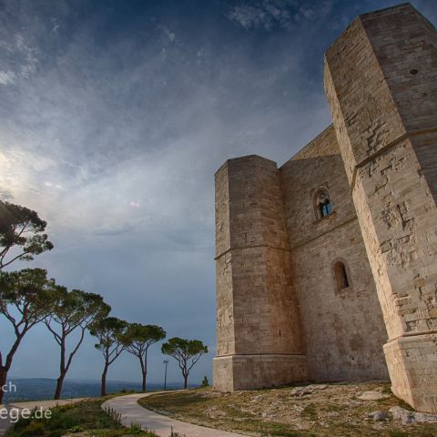 Region Bari 001 Castel del Monte, achteckige Burg von Kaiser Friedrich II Hohenstaufen, Andria, Apulien, Italien, Italia, Italy