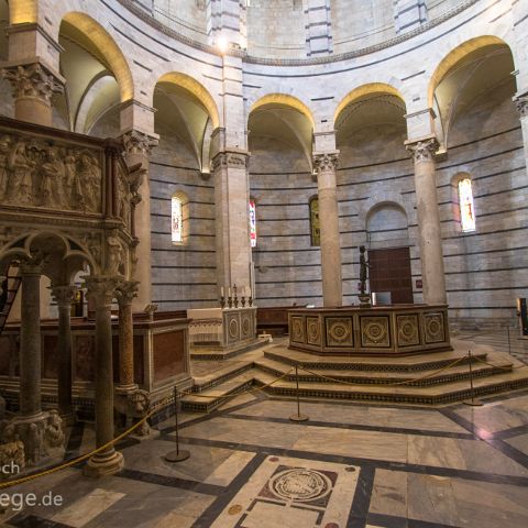 Pisa Lucca Carrara 008 Baptisterum Pisa, Taufkirche Pisa