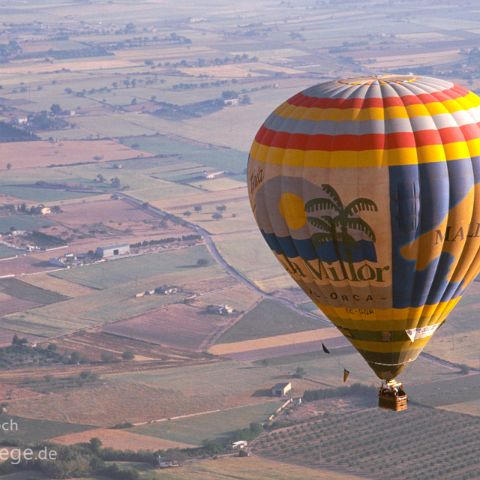 Mallorca 001 Ballonfahrt, Manacor, Mallorca, Spanien, Espana, Spain