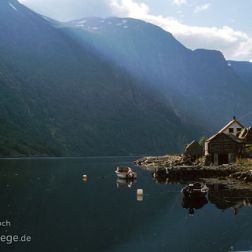 Nordeuropa Faszinierende Reisebilder aus Norwegen: Oslo, Bergen, Sognefjord, Jotunheimen, Hardangervidda, Alesund, Trondheim und...